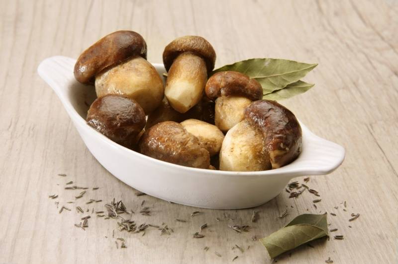 Cèpes bouchons 2-5cm  surgelé - 1kg