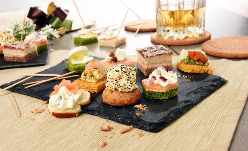 Canapés tentation plateau de 32 pièces x8g