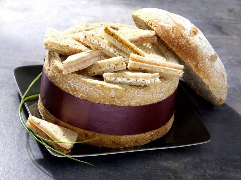 Pain surprise aux 6 céréales  avec coque surgelé - 1.1kg