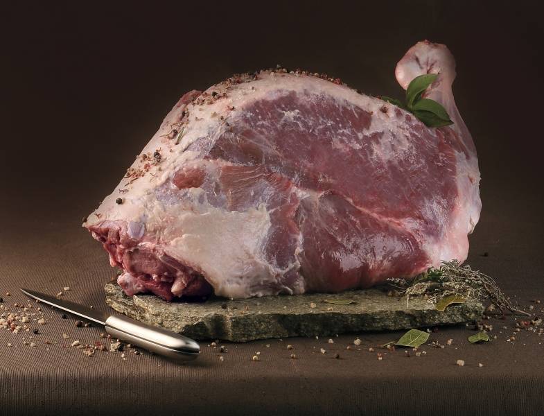 Cuissot avec os de sanglier surgelé France - 2-7 kg