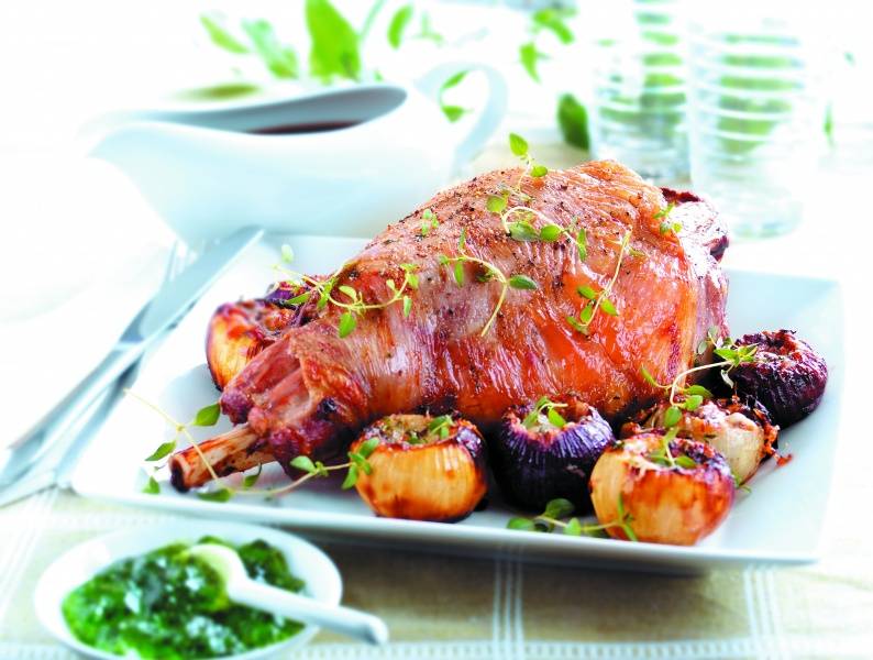 Gigot d'agneau avec os Surgelé  ≃ 1.7 à 2.4kg