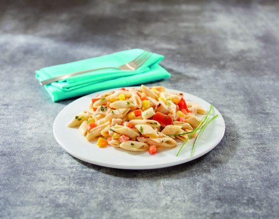 Salade de pâtes penne au poulet rôti  sauce caesar - 1,5kg