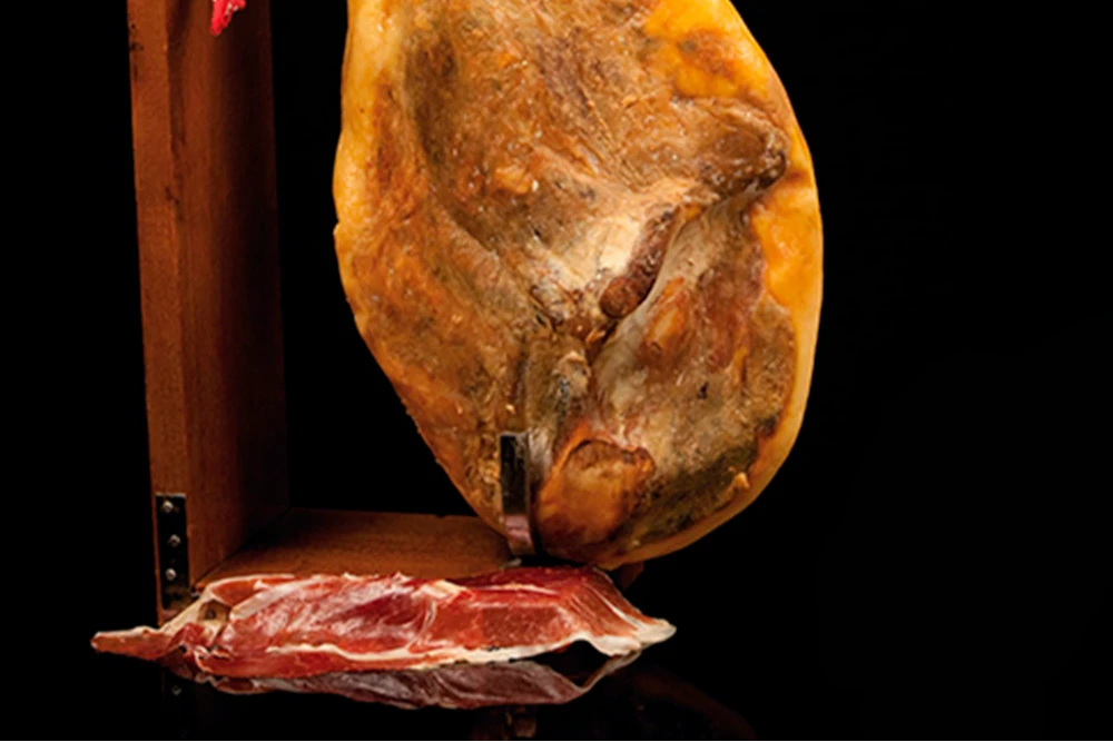 Jambon Serrano Bodega  A/os et patte - 7.5 kg