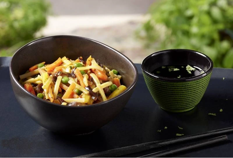 Nouille chinoise aux légumes sauce soja Daucy 2,5kg 