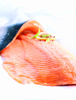 Filet de saumon avec peau sans arete  -  1,5-1,9 kg
